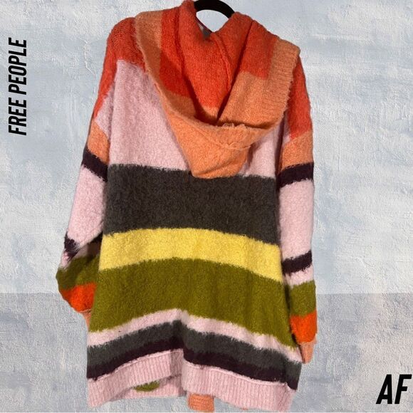 FREE PEOPLE DREAM TEAM CARDI IN DESERT CORAL NWT LARGE SUPER SOFT - Picture 8 of 14